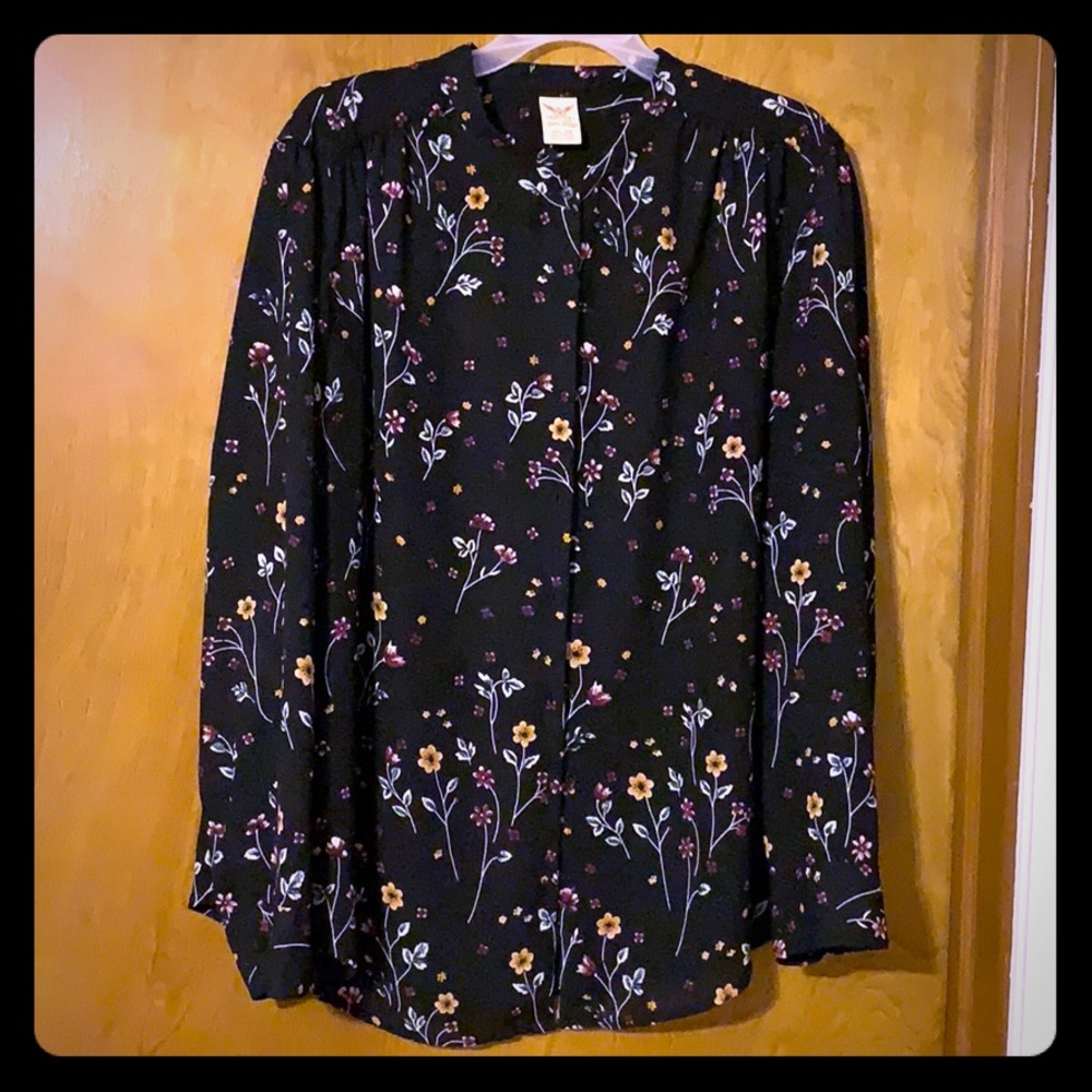 Women’s blouse